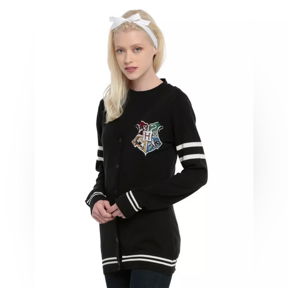 NWT Harry Potter Hogwarts Varsity Style Cardigan Wizarding World sz M $45 orig - Picture 2 of 6